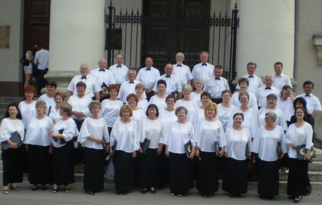 Hajdbszrmnyi Vrosi s Pedaggus Krus. EZ EGY J CSAPAT!